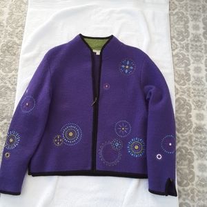 Ladies wool front zipper large jacket.